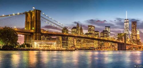 Brooklyn Bridge with sunset from Brooklyn Bridge park