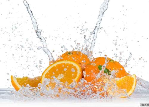 Oranges with water splash
