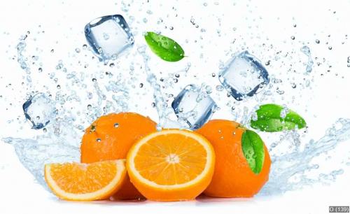 Oranges with Water splashes